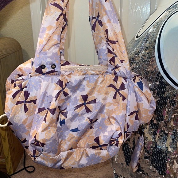 CHLOE LAMB PUFFER BAG FLORAL SEE BY CHLOE ABSOLUTELY ADORABLE SOFT AND SQUISHY - Picture 4 of 16